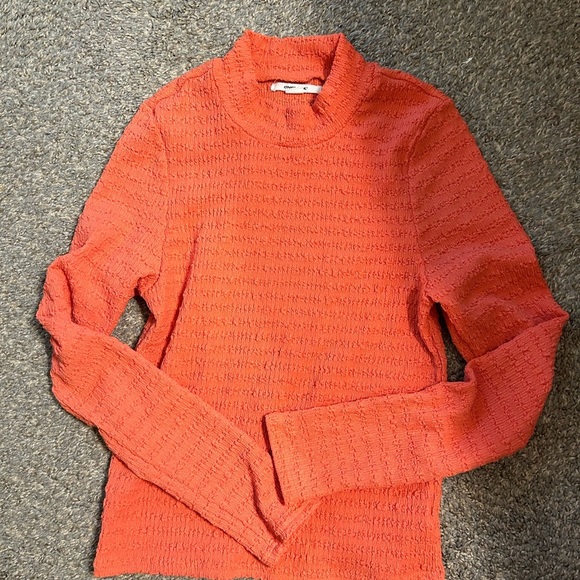 O'Neill Textured Coral mock neck Top - Picture 1 of 2